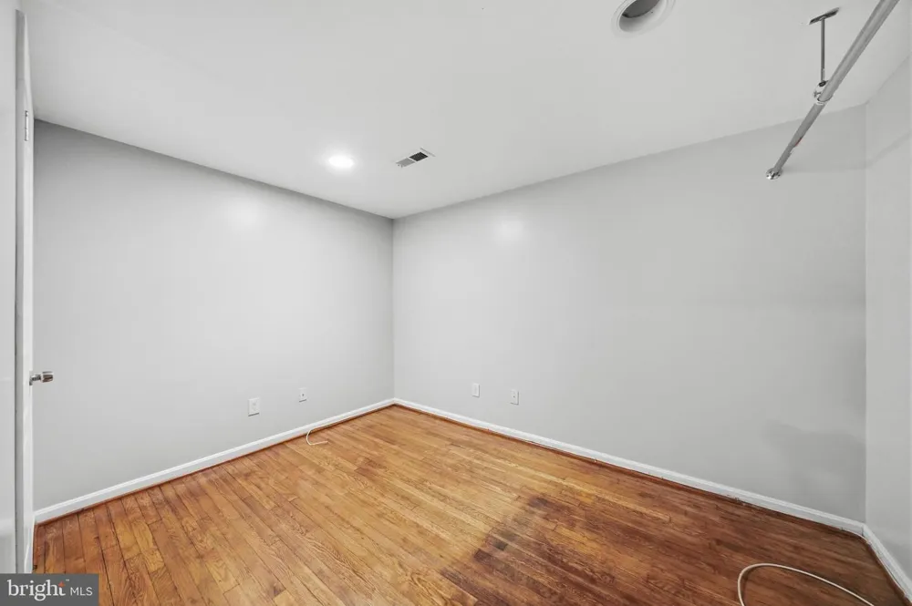 8612 CASTLEBAR WAY Montgomery Village, MD 20886