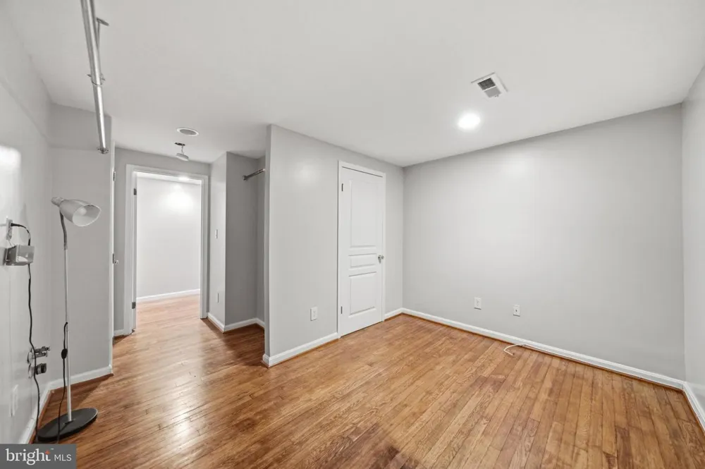 8612 CASTLEBAR WAY Montgomery Village, MD 20886