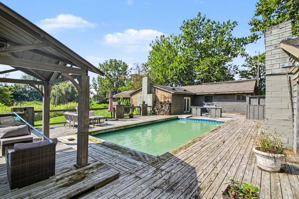 8443 Matthews Highway Tecumseh, MI 49286