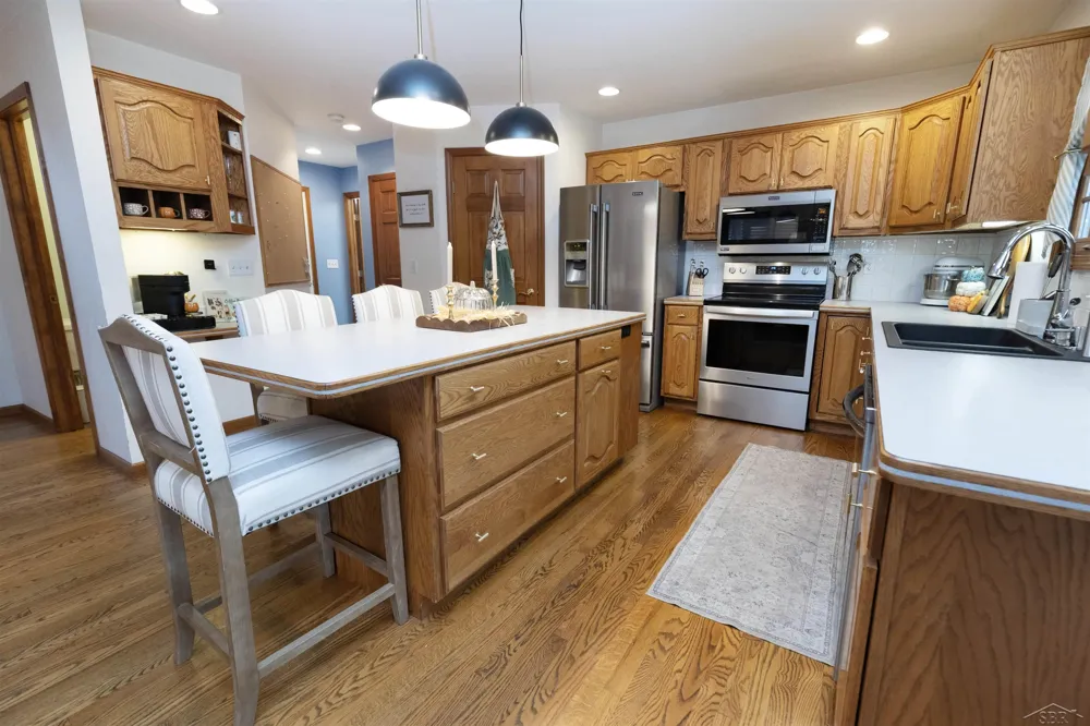 12837 Whisper Ridge Drive Tittabawassee Township, MI 48623