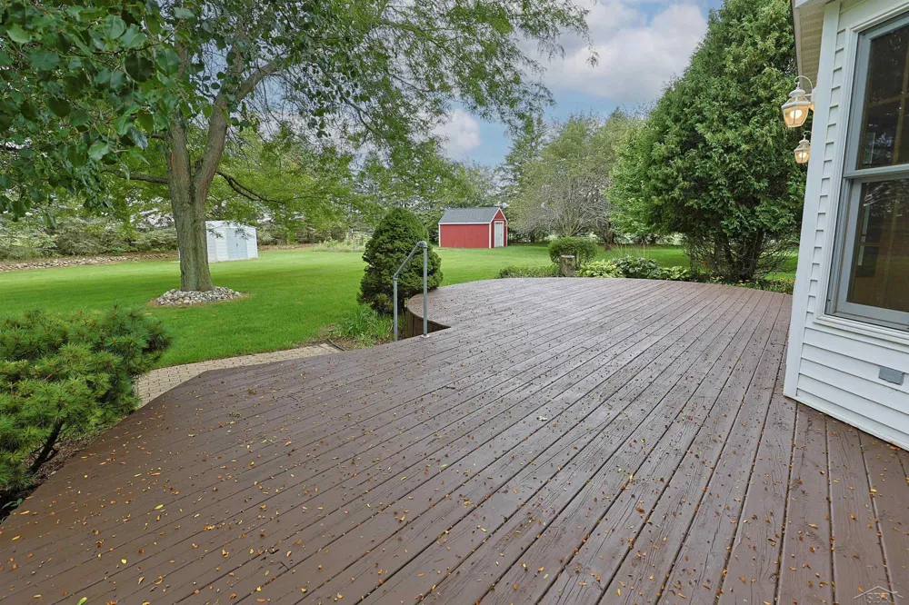 12837 Whisper Ridge Drive Tittabawassee Township, MI 48623