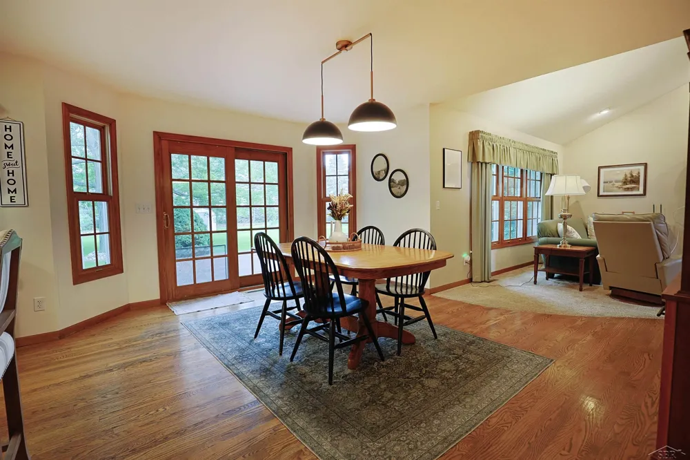 12837 Whisper Ridge Drive Tittabawassee Township, MI 48623