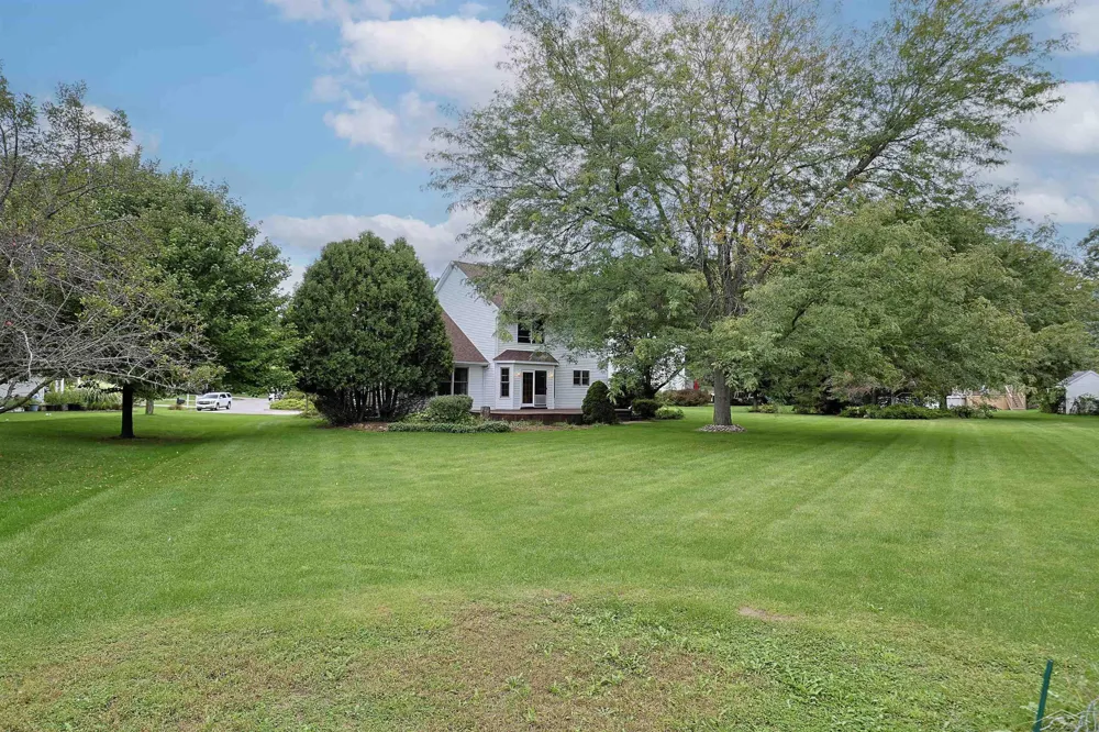 12837 Whisper Ridge Drive Tittabawassee Township, MI 48623