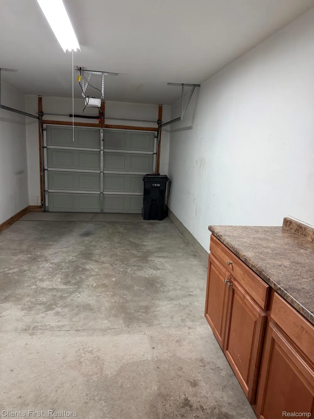 16040 Morningside Northville City, MI 48168