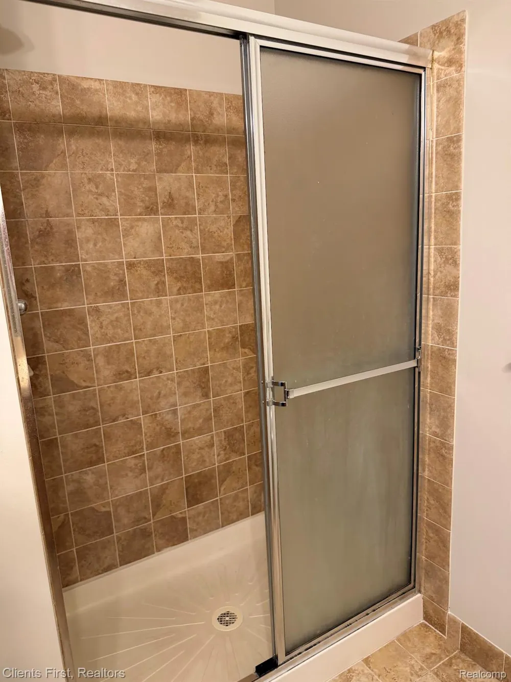 16040 Morningside Northville City, MI 48168