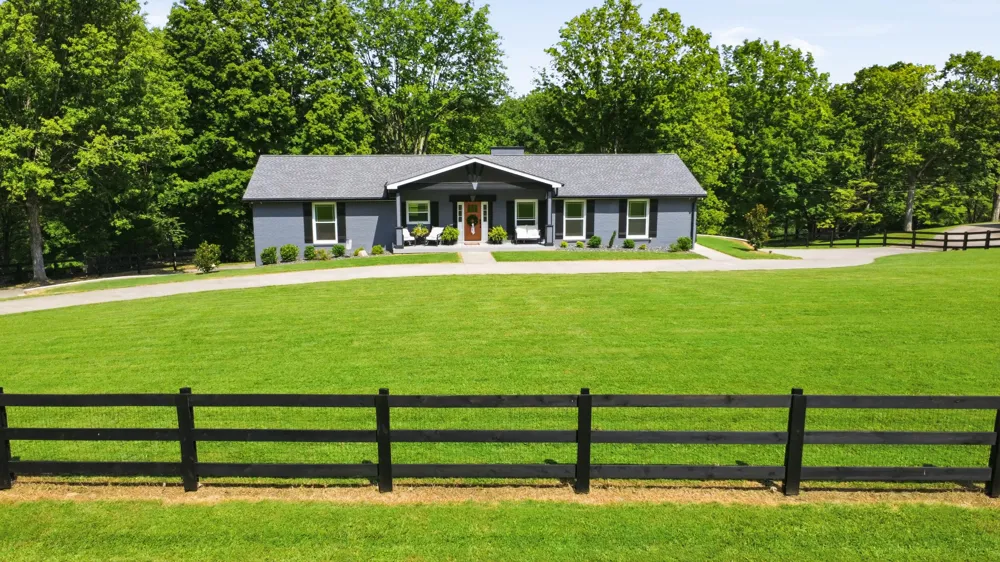 224 Norma Ct Clarksville, TN 37043