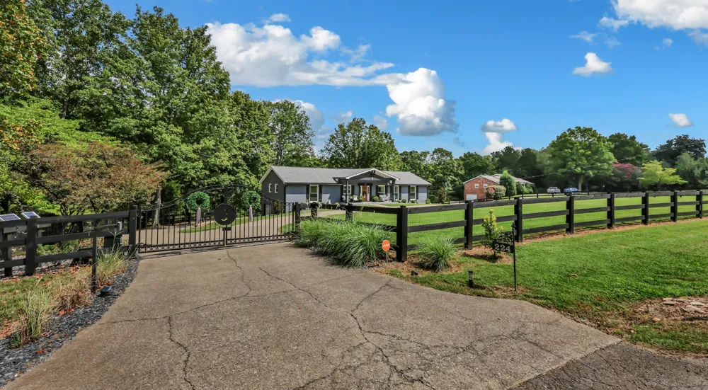 224 Norma Ct Clarksville, TN 37043