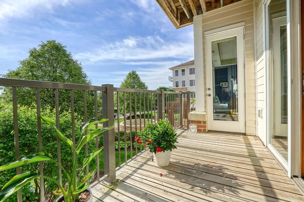3110 Chestnut Street #211 Chaska, MN 55318