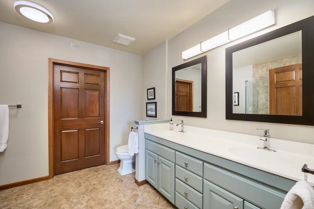 3110 Chestnut Street #211 Chaska, MN 55318