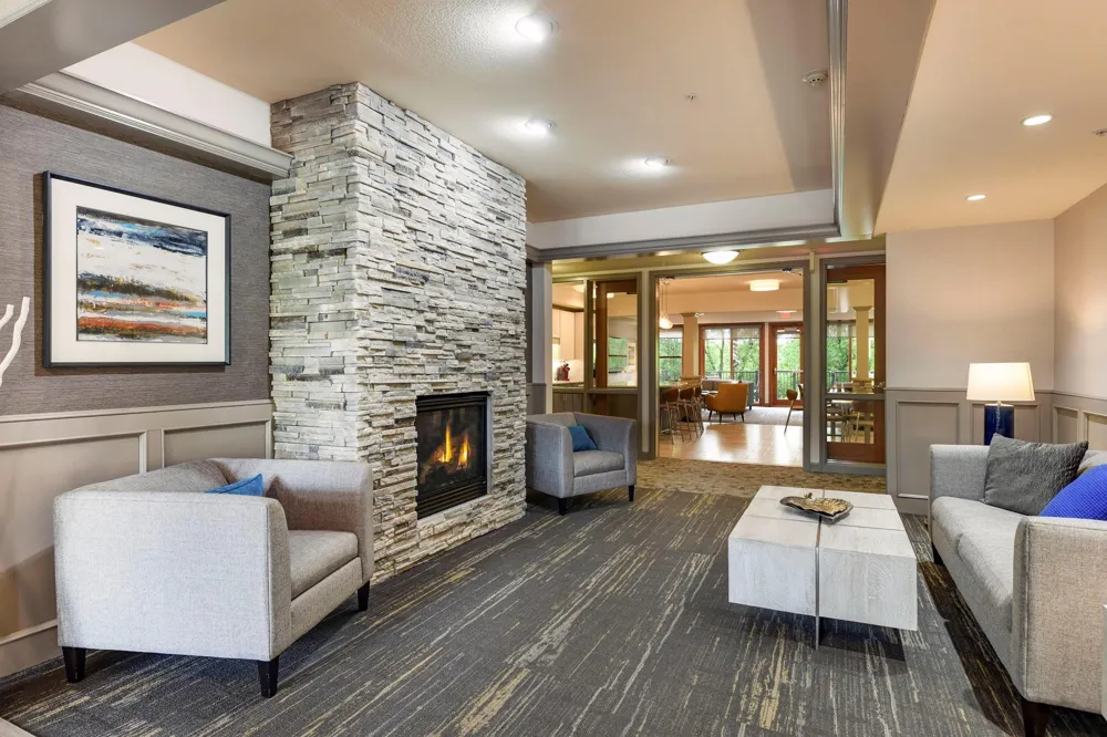 3110 Chestnut Street #211 Chaska, MN 55318