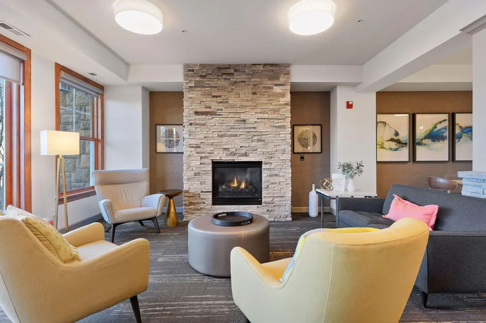 3110 Chestnut Street #211 Chaska, MN 55318
