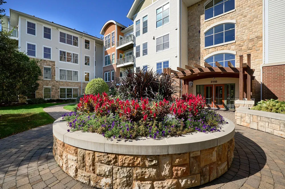 3110 Chestnut Street #211 Chaska, MN 55318