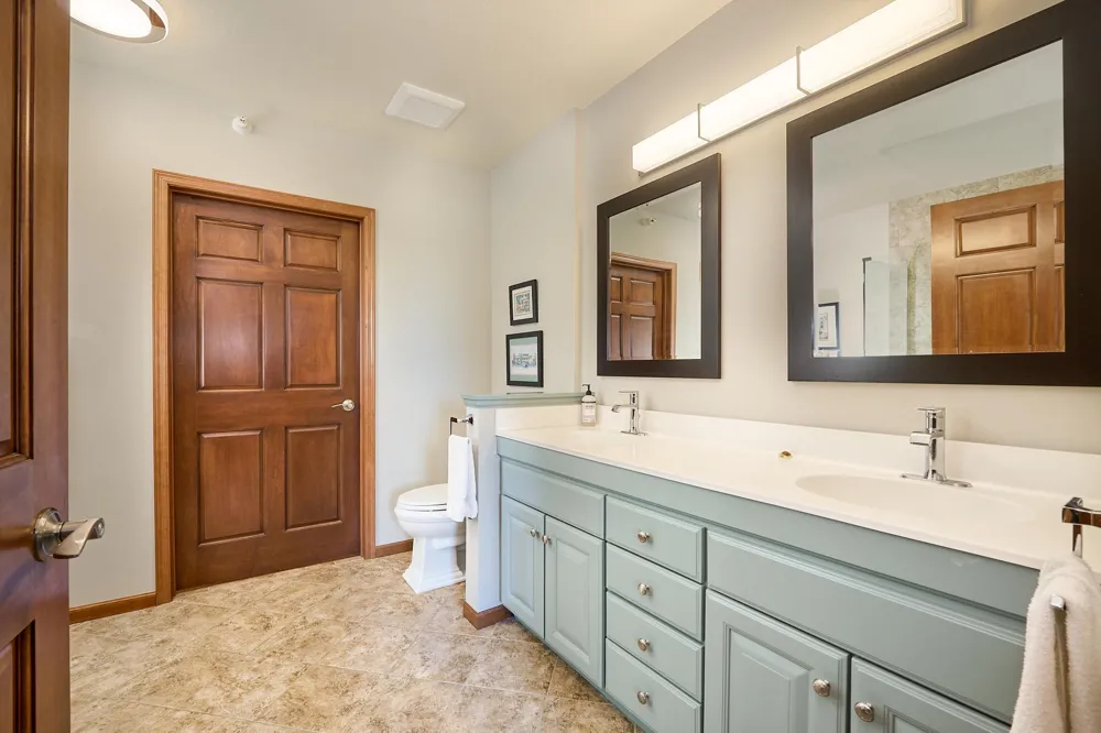 3110 Chestnut Street #211 Chaska, MN 55318