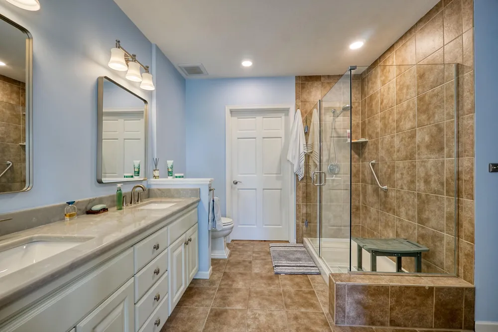 3110 Chestnut Street #211 Chaska, MN 55318