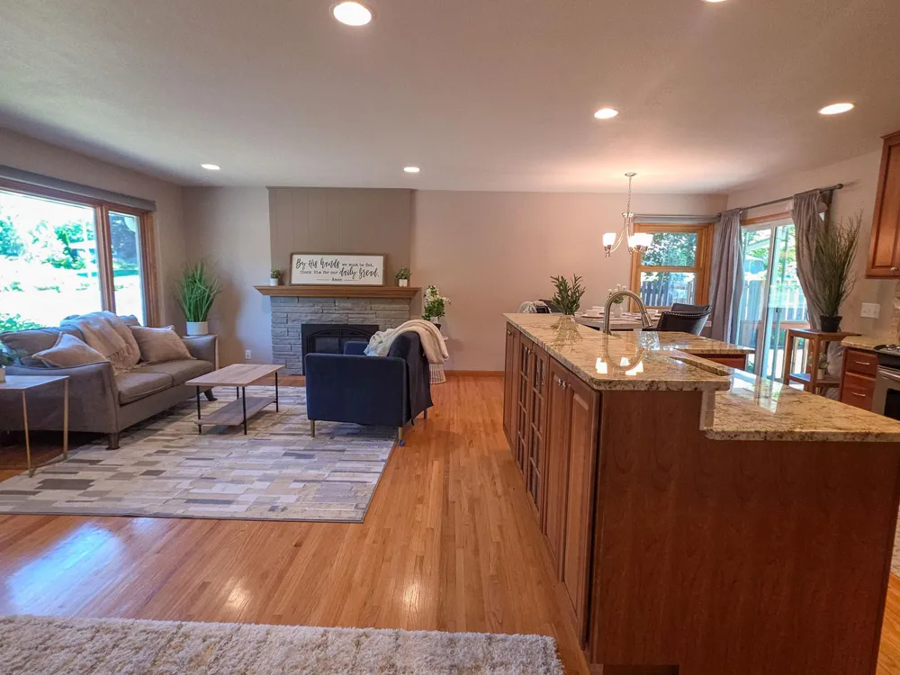 5033 Overlook Drive Bloomington, MN 55437