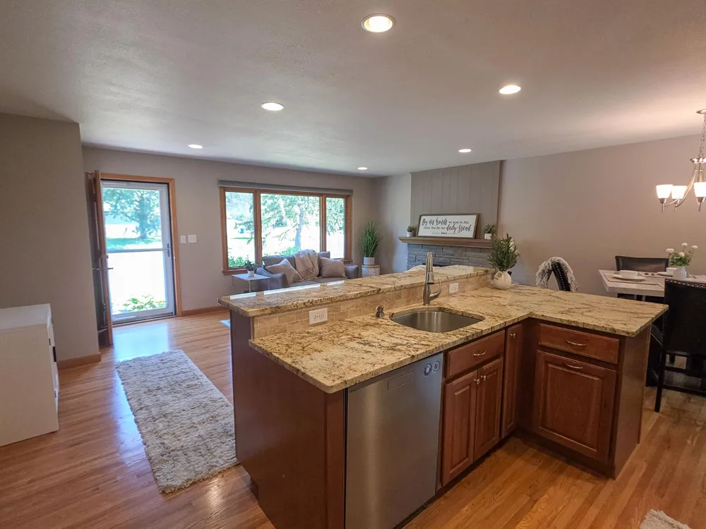 5033 Overlook Drive Bloomington, MN 55437