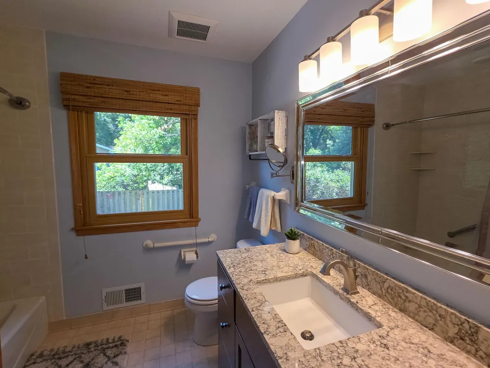 5033 Overlook Drive Bloomington, MN 55437