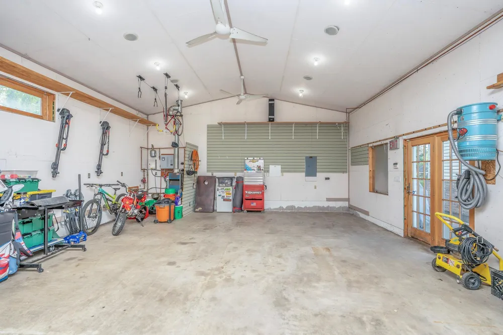 1554 Burns Avenue Saint Paul, MN 55106