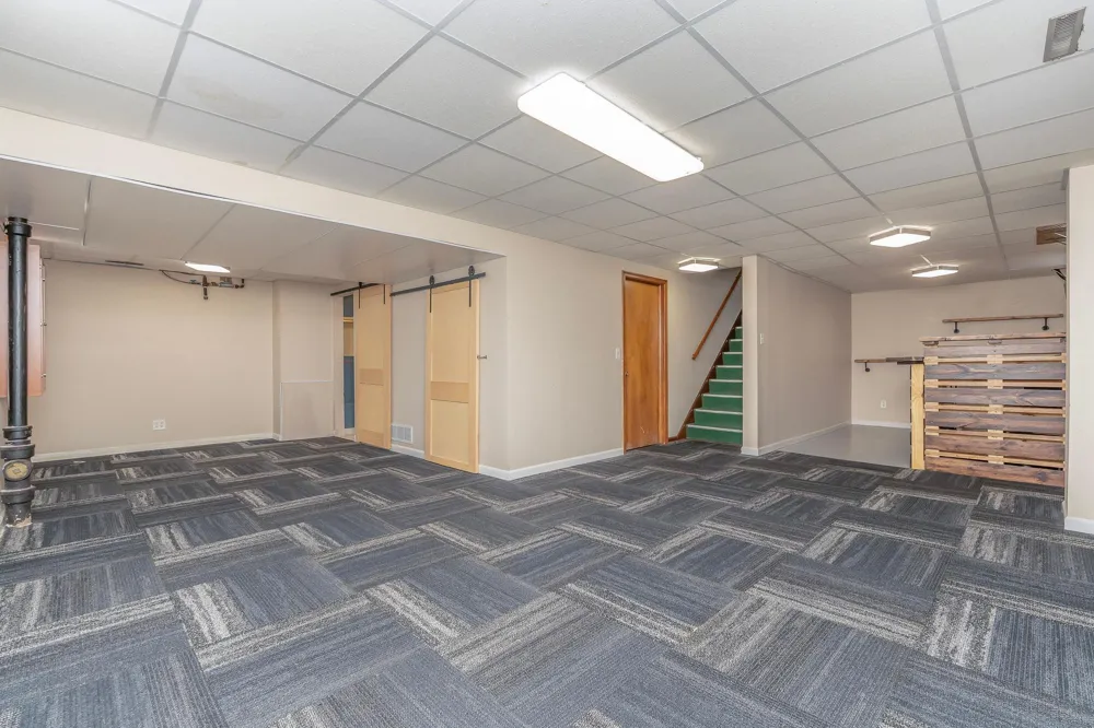 1554 Burns Avenue Saint Paul, MN 55106