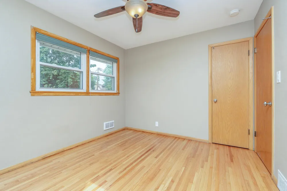 1554 Burns Avenue Saint Paul, MN 55106