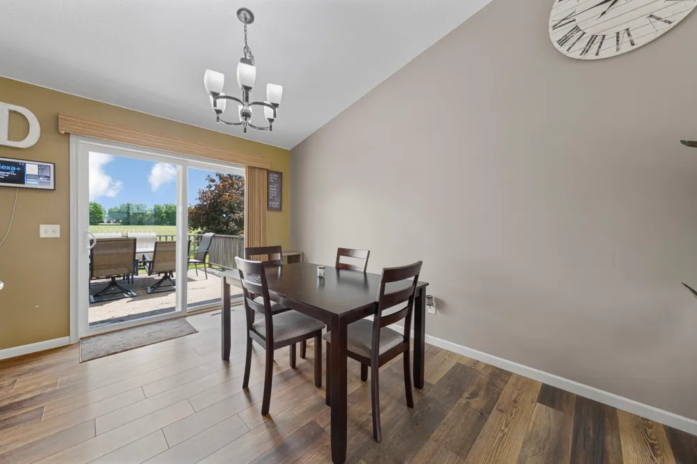 315 Hazeltine Avenue NE Owatonna, MN 55060