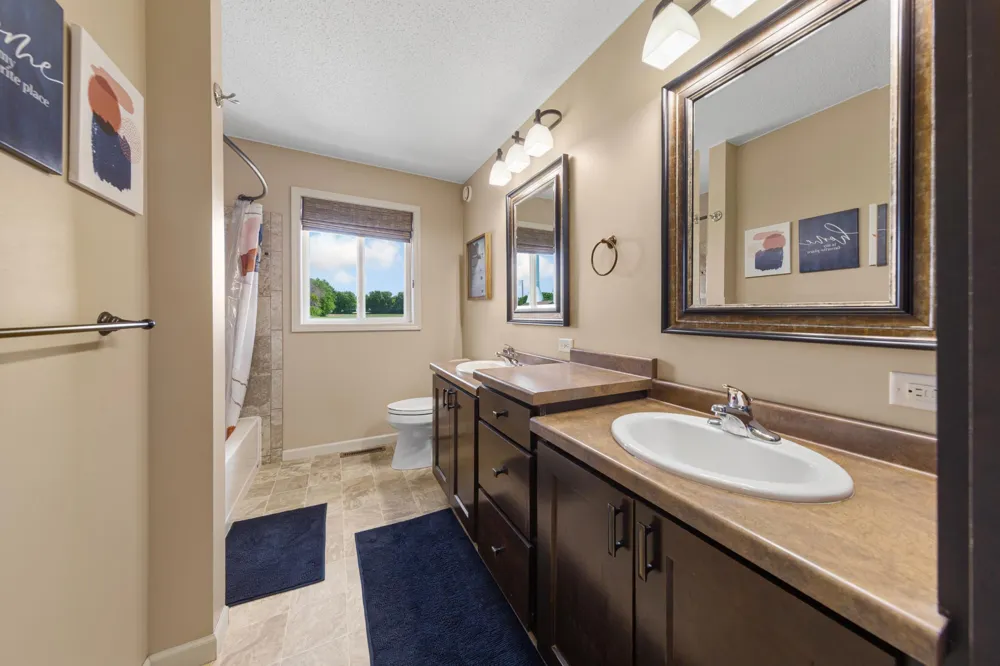 315 Hazeltine Avenue NE Owatonna, MN 55060