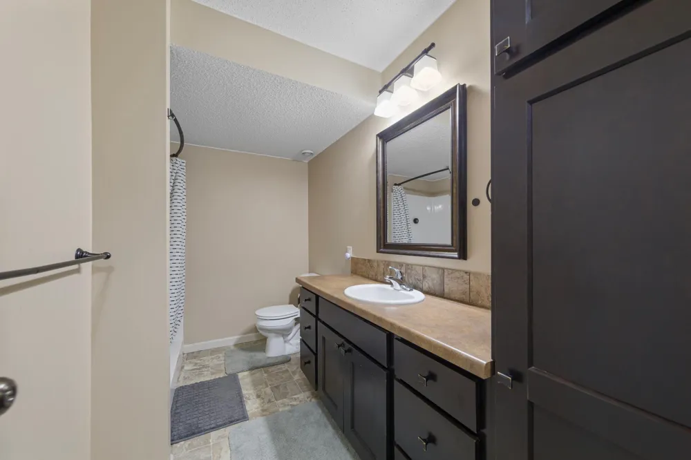 315 Hazeltine Avenue NE Owatonna, MN 55060
