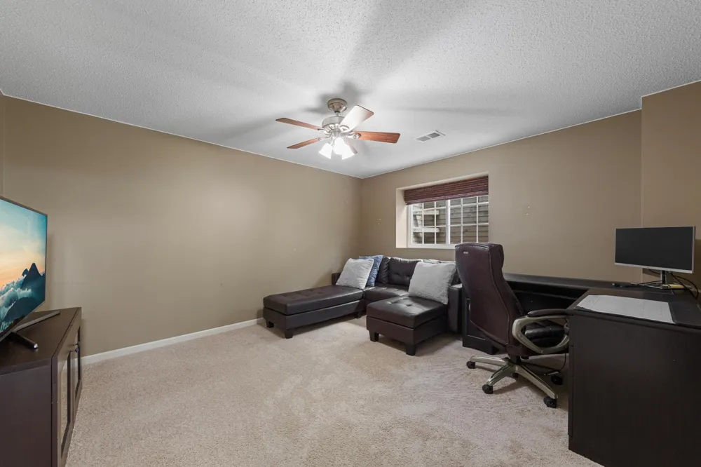 315 Hazeltine Avenue NE Owatonna, MN 55060