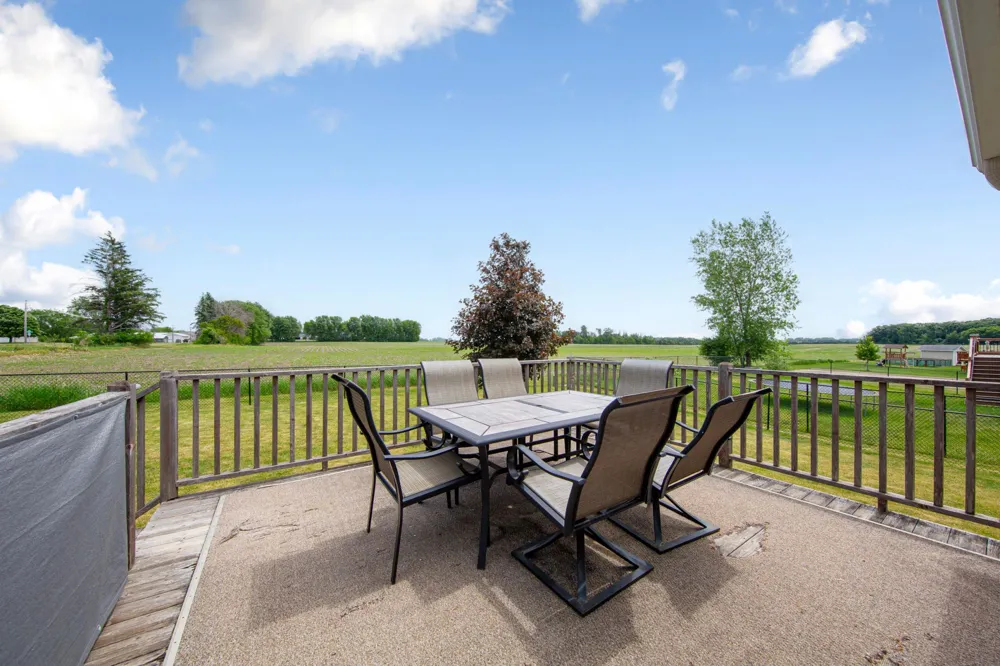 315 Hazeltine Avenue NE Owatonna, MN 55060