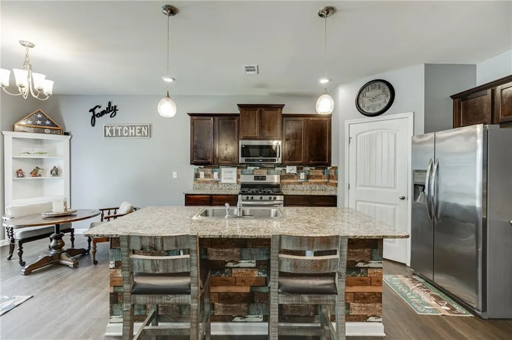 410 Maple Brook Drive Dawsonville, GA 30534