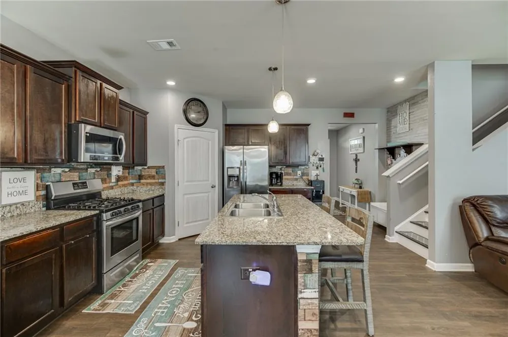 410 Maple Brook Drive Dawsonville, GA 30534