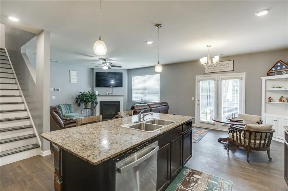 410 Maple Brook Drive Dawsonville, GA 30534
