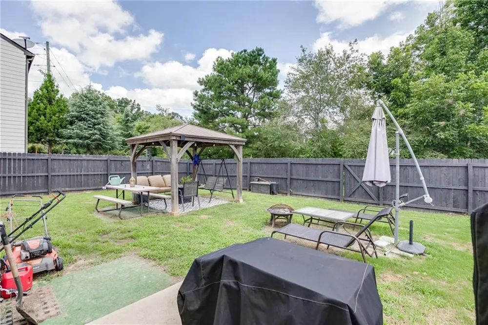 410 Maple Brook Drive Dawsonville, GA 30534