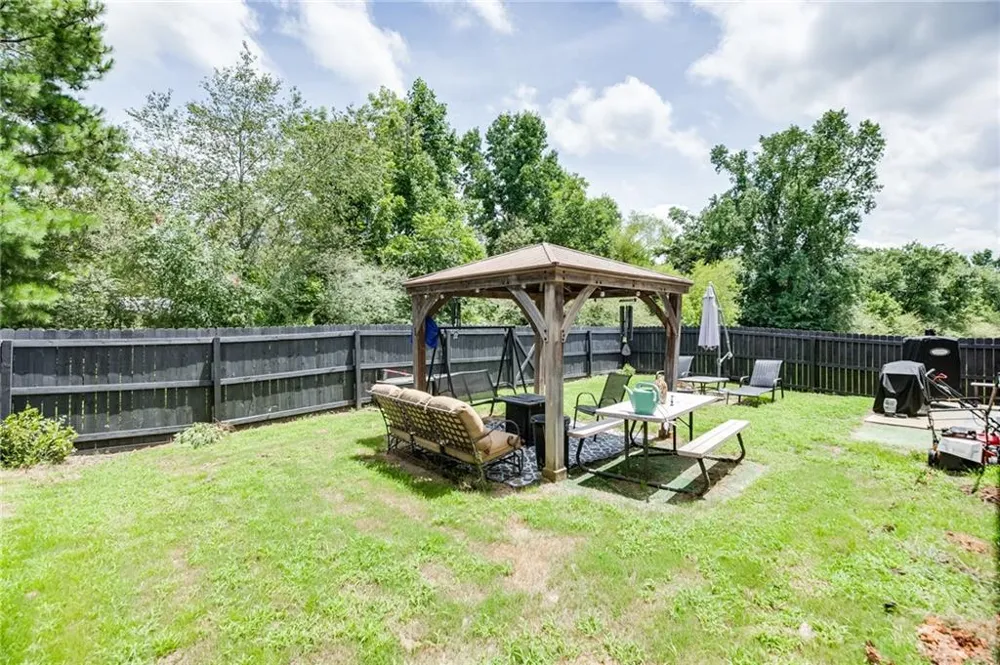 410 Maple Brook Drive Dawsonville, GA 30534