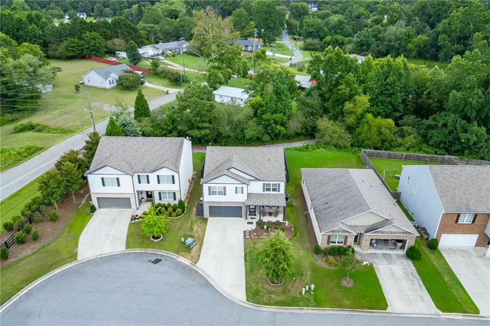 410 Maple Brook Drive Dawsonville, GA 30534