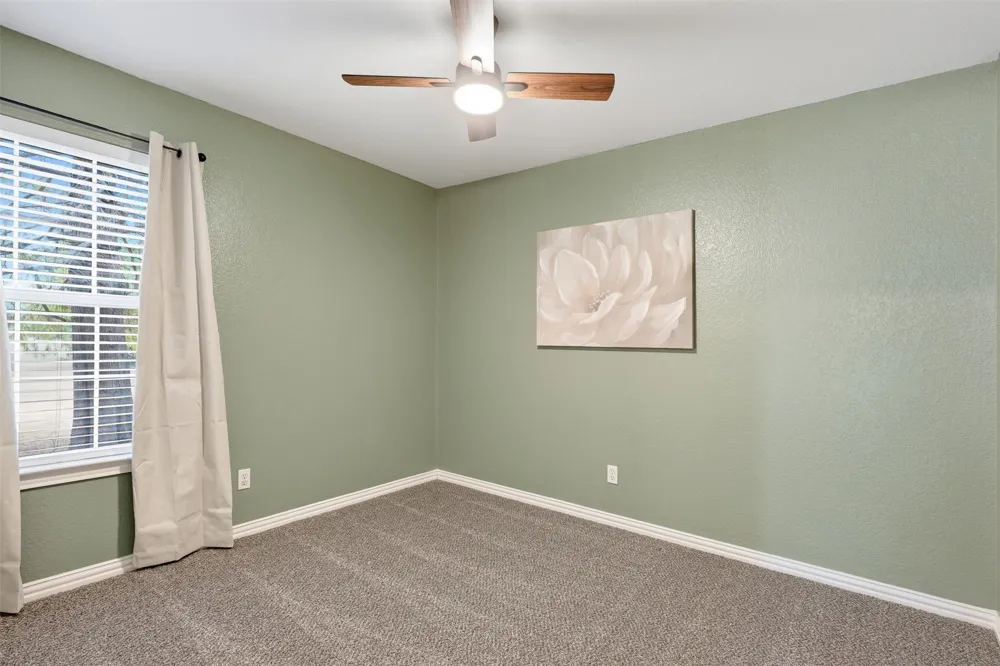 802 Justin Court Keene, TX 76059