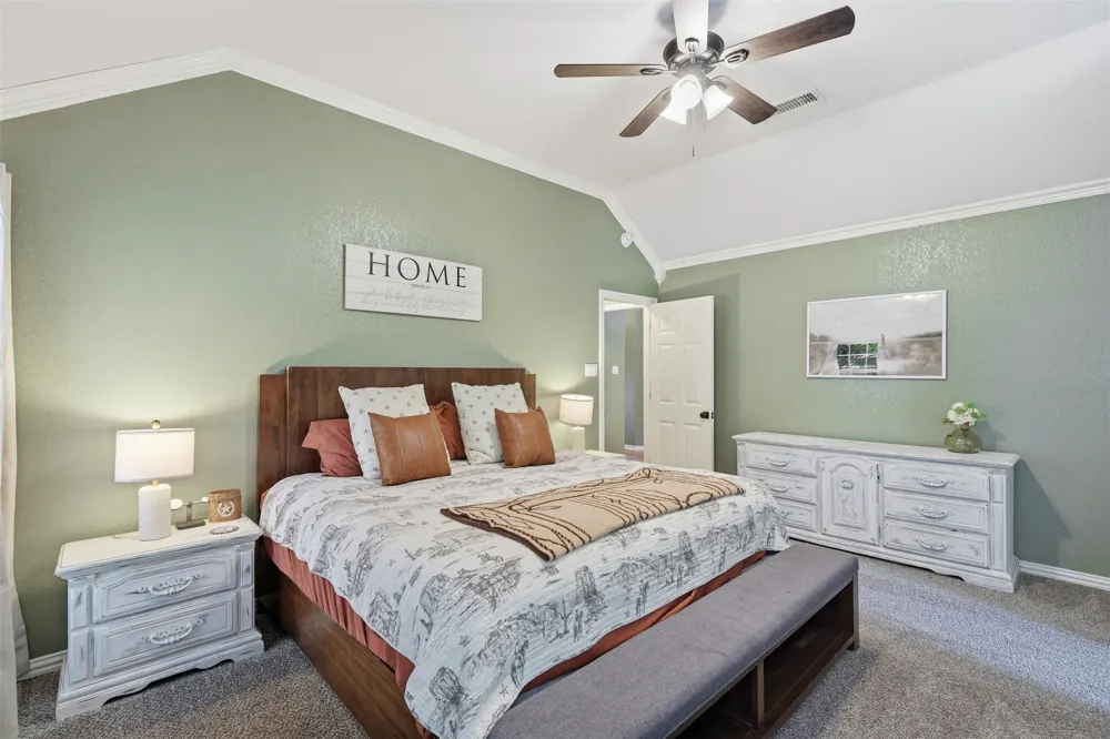 802 Justin Court Keene, TX 76059