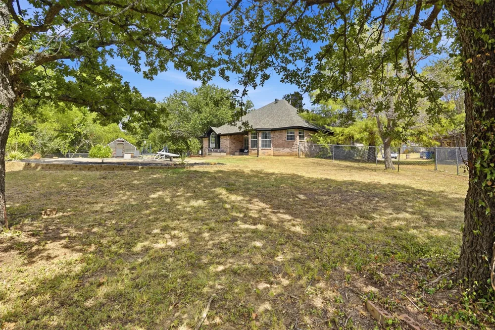 802 Justin Court Keene, TX 76059