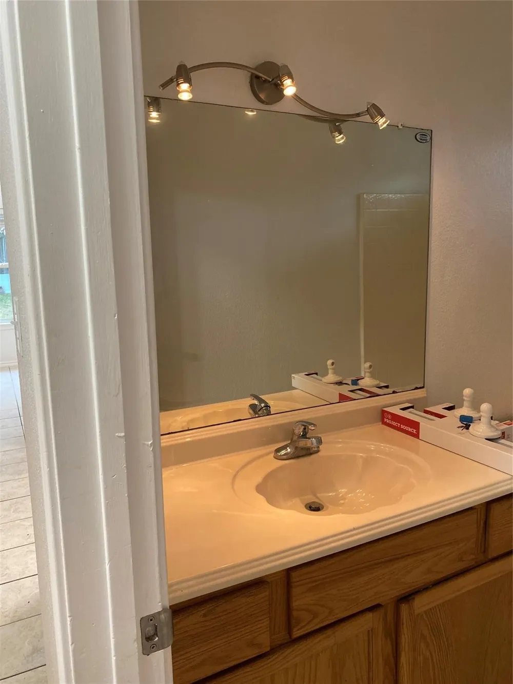 2212 Snake River Drive Granbury, TX 76048