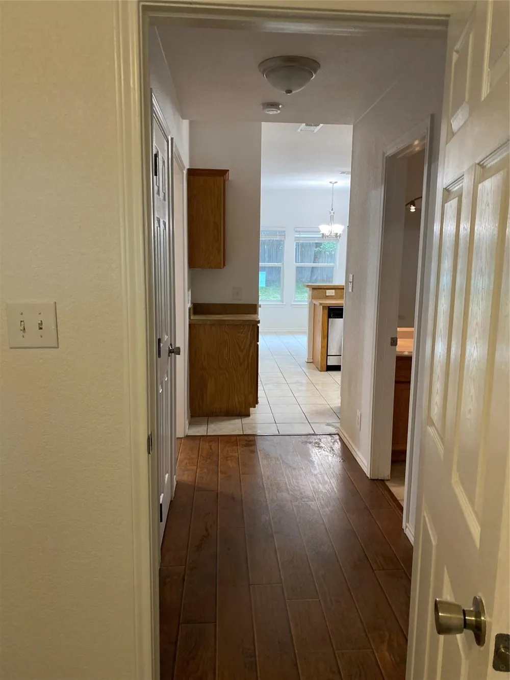 2212 Snake River Drive Granbury, TX 76048