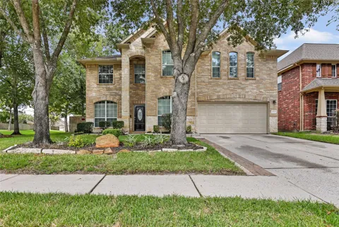 26032 Royal Emerald Lane