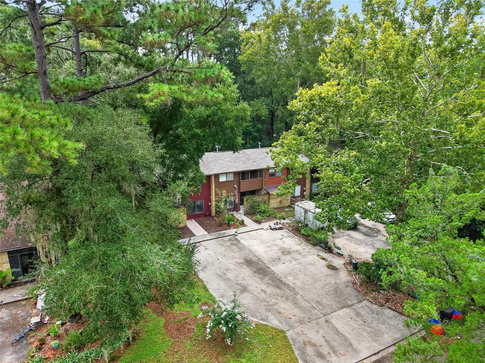 4327 SW 67TH TERRACE Gainesville, FL 32608