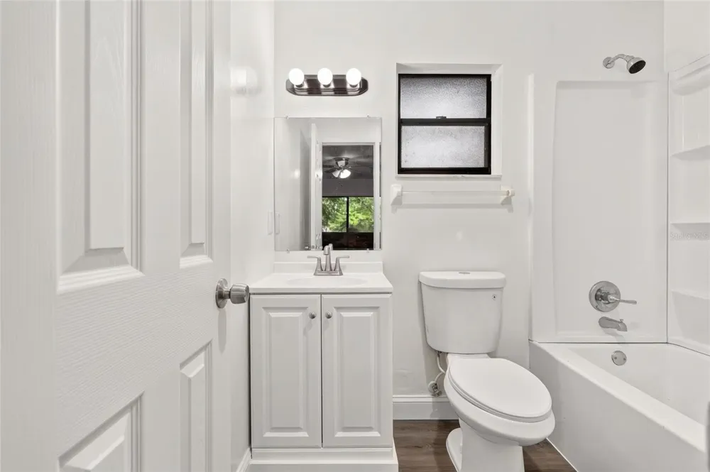 4327 SW 67TH TERRACE Gainesville, FL 32608