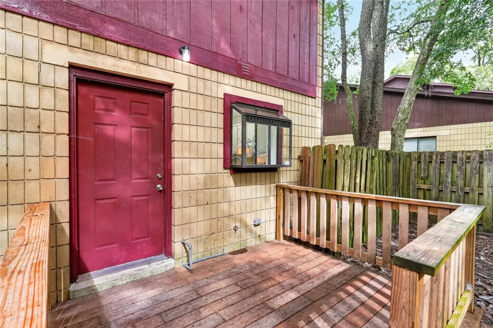 4327 SW 67TH TERRACE Gainesville, FL 32608