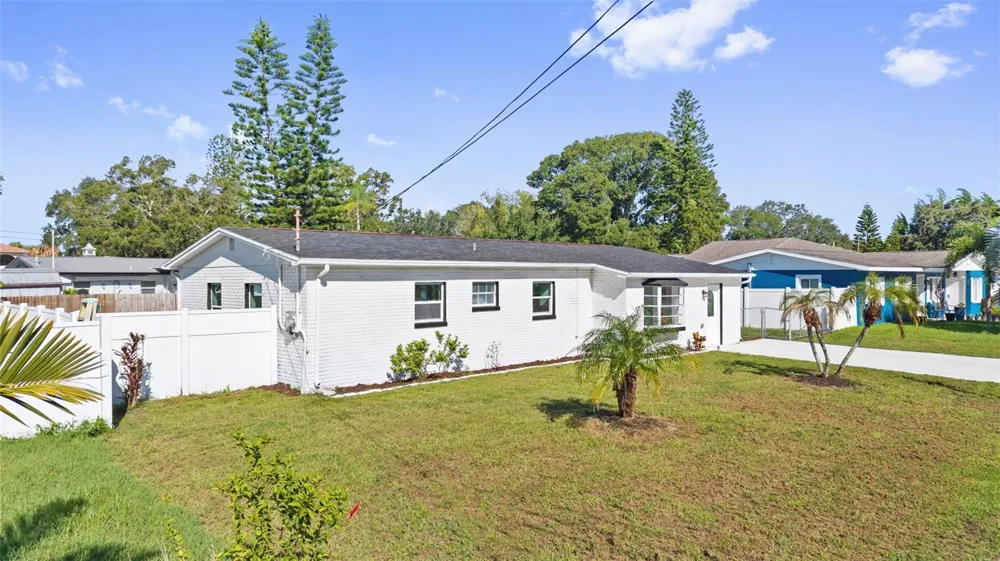 310 COUNTRY CLUB DRIVE Oldsmar, FL 34677