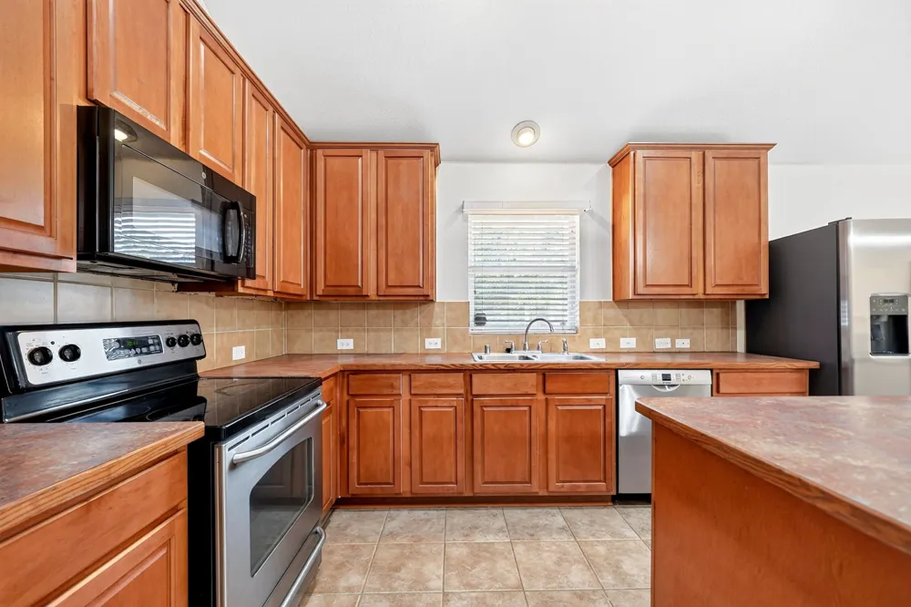 2013 Fair Highlands Trail Wylie, TX 75098