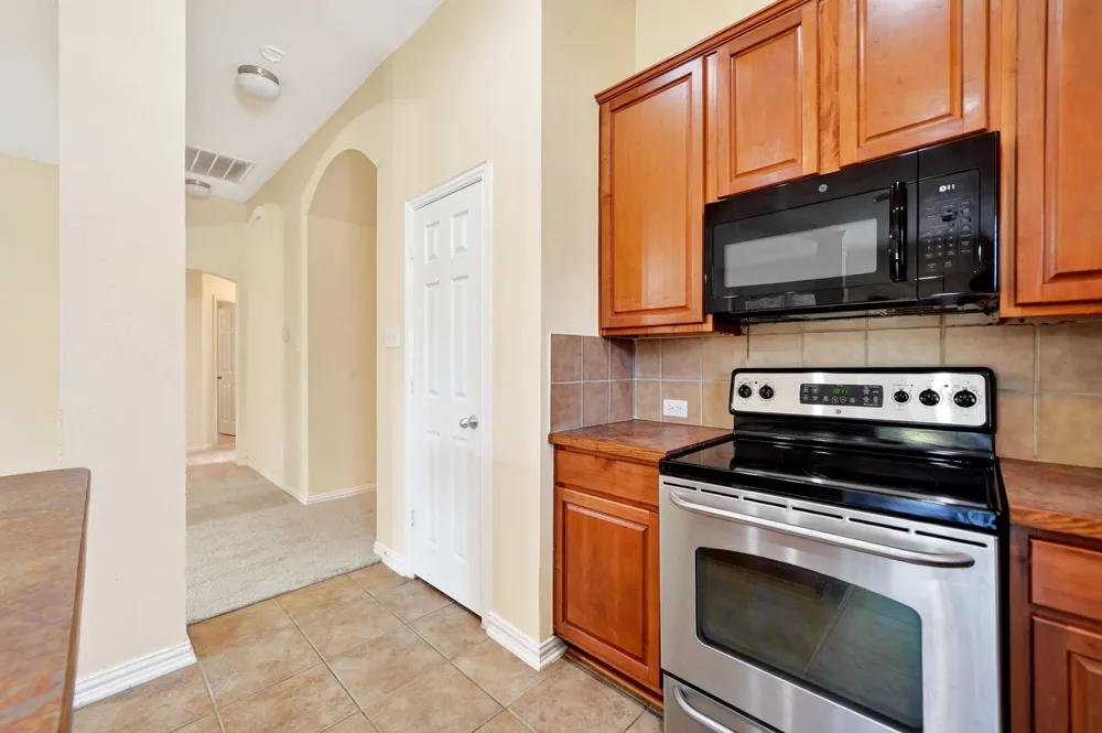 2013 Fair Highlands Trail Wylie, TX 75098