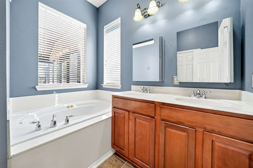 2013 Fair Highlands Trail Wylie, TX 75098