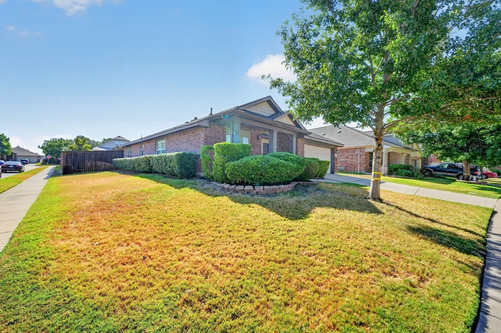 2013 Fair Highlands Trail Wylie, TX 75098