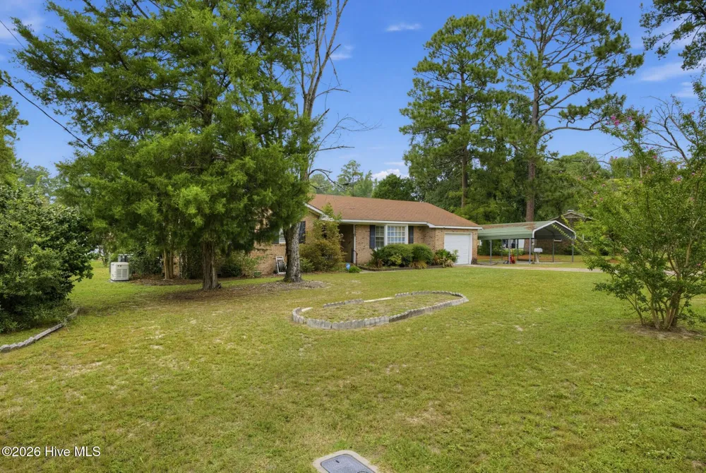 12621 Holly Lane Laurinburg, NC 28352